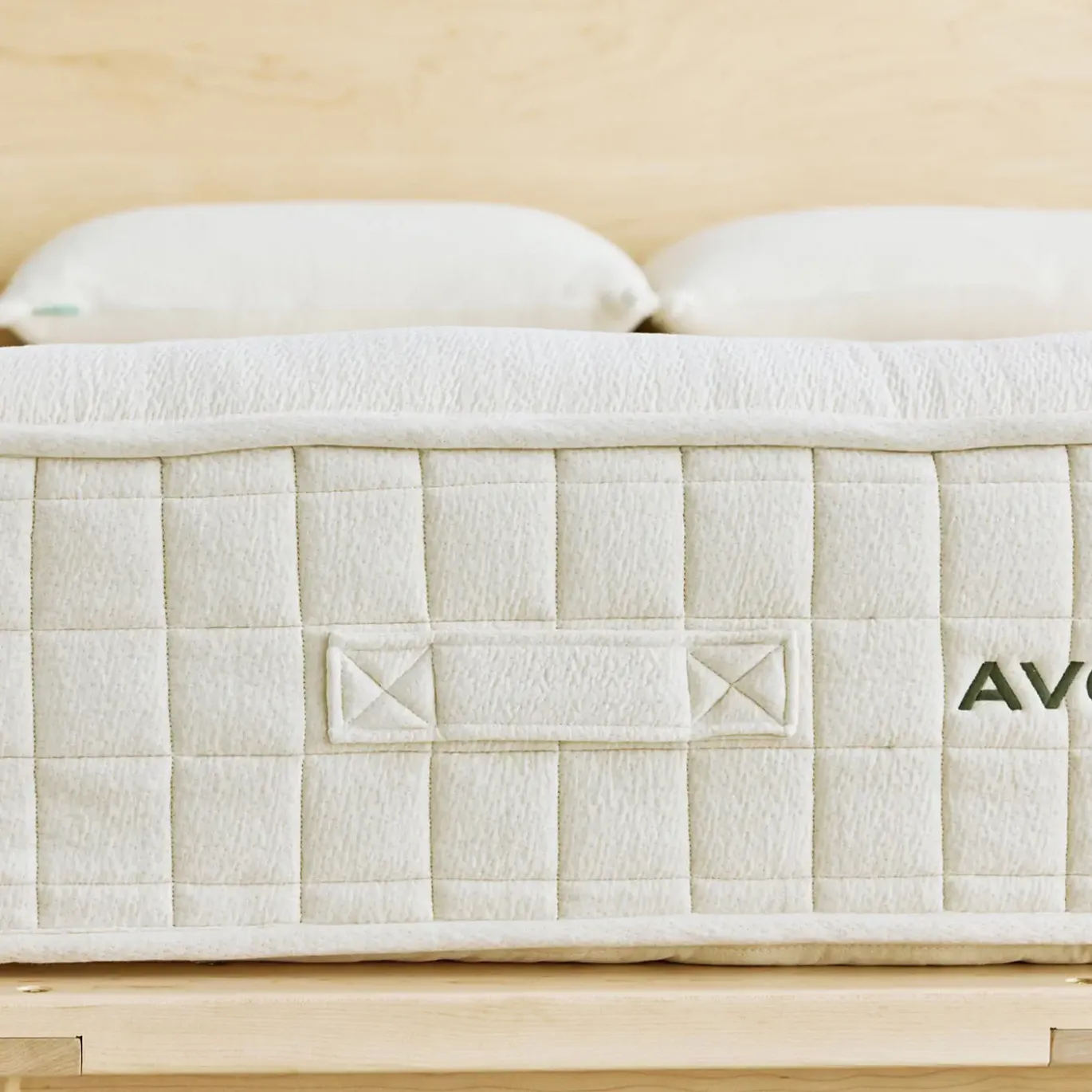 Avocado Luxury Organic Firm Eastern King Mattress