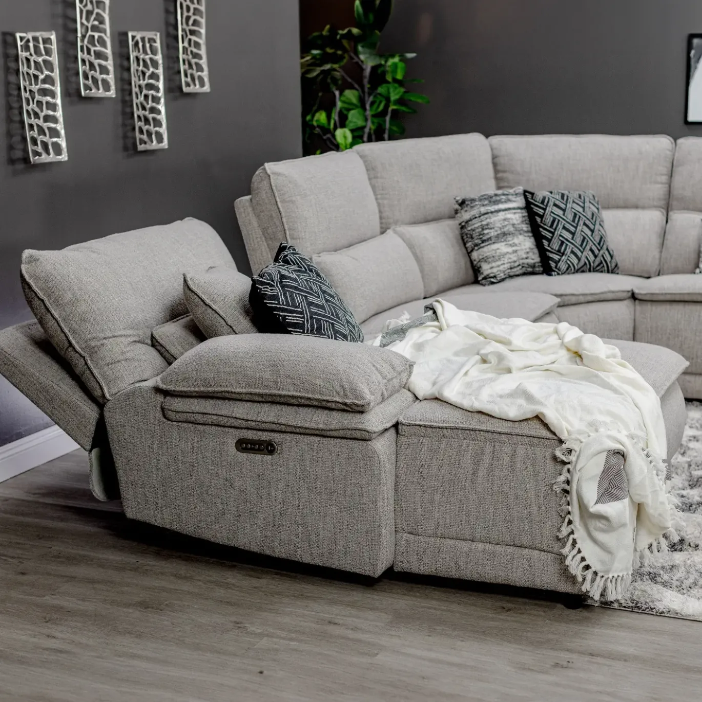 Goliath 3pc Power Sofa LAF Chaise