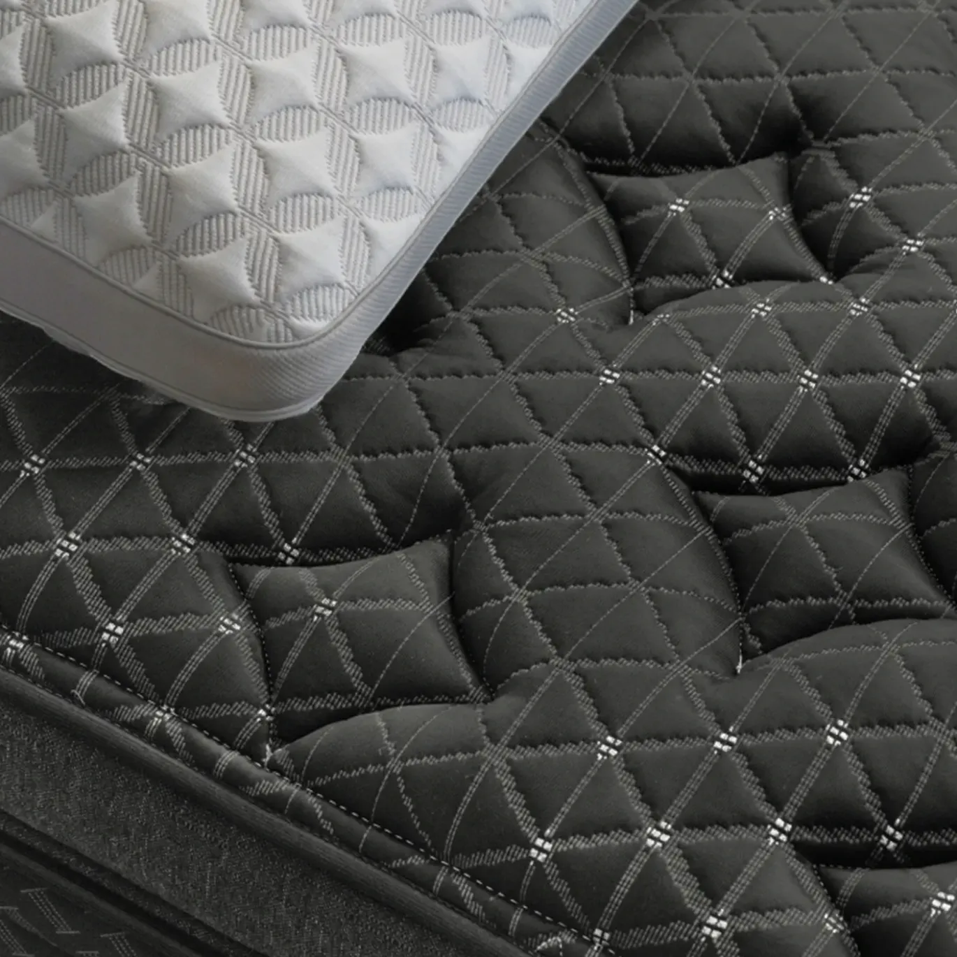 Helix Midnight Elite California King Matttress