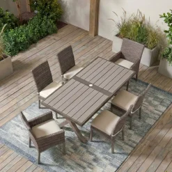 Puerto Nuevo Outdoor Dining Set