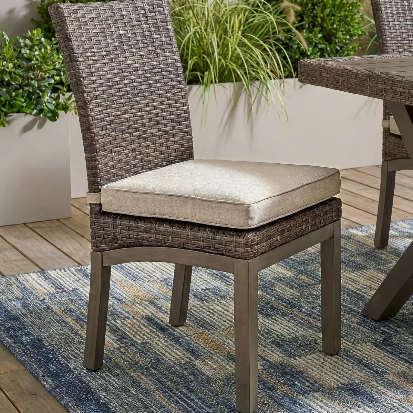 Puerto Nuevo Side Chair