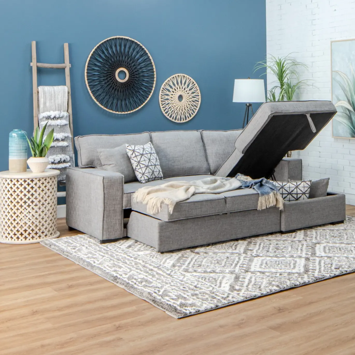 Siesta Sofa Chaise with Pop-Up Trundle